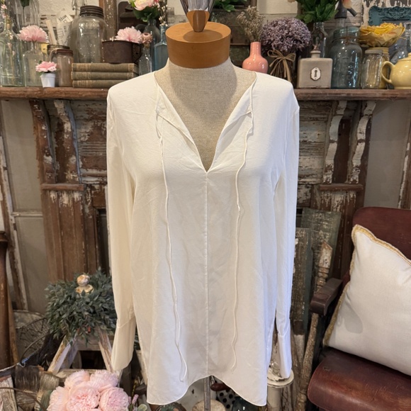 THEORY 100% SILK FLUID TUNIC SHIRT | V NECK TIE FRONT | FRENCH CUFF | HOLIDAY - Picture 5 of 11